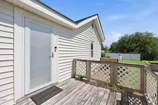 734 S Wakefield St, Zebulon, NC 27597 - Photo 47