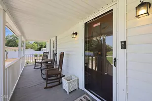 734 S Wakefield St, Zebulon, NC 27597 - Photo 37