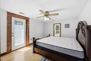 734 S Wakefield St, Zebulon, NC 27597 - Photo 33