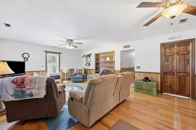 734 S Wakefield Street, Zebulon, NC 27597 - Photo 13