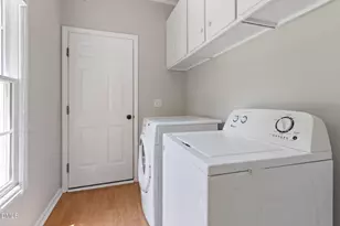 1004 White Meadows Dr, Fuquay Varina, NC 27526 - Photo 25