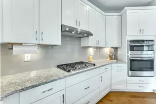 100 Chenette Ct, Cary, NC 27519 - Photo 7