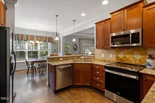 204 Charlesfort Ln, Holly Springs, NC 27540 - Photo 23