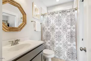 186 Bluffwood Ave, Chapel Hill, NC 27516 - Photo 23