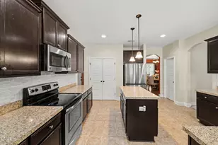 72 Castlebay Dr, Sanford, NC 27332 - Photo 13