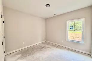 3782 Chatsworth Dr, La Grange, NC 28551 - Photo 5