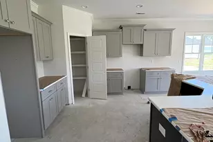 3717 Chatsworth Dr, La Grange, NC 28551 - Photo 3