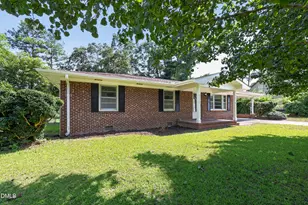 410 Blackmon St, Four Oaks, NC 27524 - Photo 3
