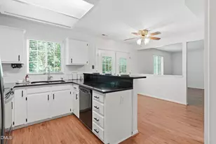 202 Indigo Dr, Cary, NC 27513 - Photo 7