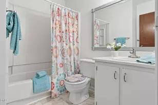 202 Indigo Dr, Cary, NC 27513 - Photo 35