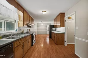 2909 Scuppernong Ln, Durham, NC 27703 - Photo 15