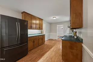 2909 Scuppernong Ln, Durham, NC 27703 - Photo 11