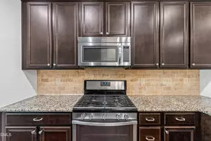 1010 Contessa Dr, Cary, NC 27513 - Photo 15