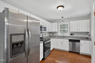 1404 Poplar Ridge Rd, Fuquay-Varina, NC 27526 - Photo 7