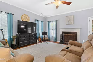 605 Pyracantha Dr, Holly Springs, NC 27540 - Photo 11