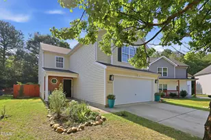 4232 Dalcross Rd, Raleigh, NC 27610 - Photo 7