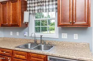 616 Trail End Ln, Newton Grove, NC 28366 - Photo 9