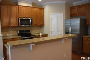 219 Murray Glen Dr, Cary, NC 27519 - Photo 7