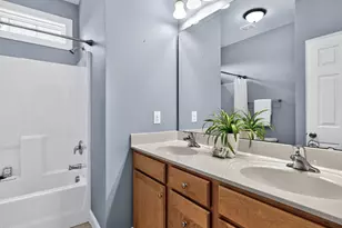 404 Crooked Pine Dr, Cary, NC 27519 - Photo 35