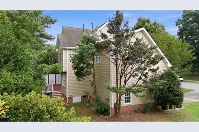 101 Plumtree Way, Cary, NC 27518 - Photo 5