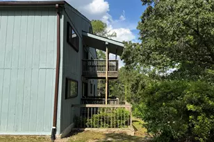 5112 Flint Ridge Pl, Raleigh, NC 27609 - Photo 19