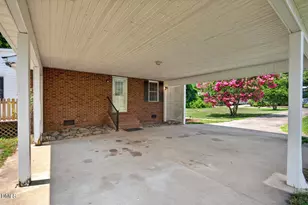 300 Buckingham Dr, Mebane, NC 27302 - Photo 37