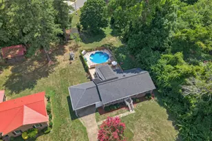 300 Buckingham Dr, Mebane, NC 27302 - Photo 43
