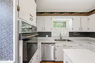 1517 Edith St, Burlington, NC 27215 - Photo 29