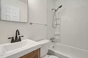 7040 Longstreet Dr, Raleigh, NC 27615 - Photo 17