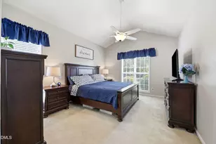 8900 Eaglebrook Ct, Raleigh, NC 27617 - Photo 15