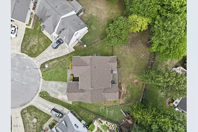 8900 Eaglebrook Court, Raleigh, NC 27617 - Photo 37