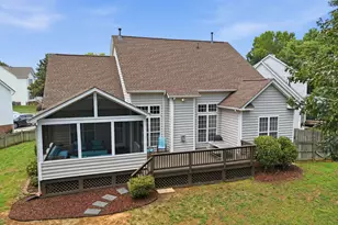 8900 Eaglebrook Ct, Raleigh, NC 27617 - Photo 33