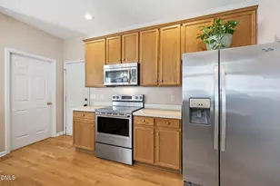 8900 Eaglebrook Ct, Raleigh, NC 27617 - Photo 13