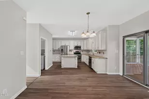 9213 Zermatt Ct, Raleigh, NC 27617 - Photo 31