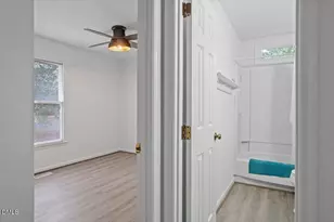105 Glenn Meadow Ct, Garner, NC 27529 - Photo 29