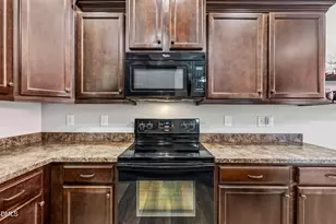 271 Silver Creek Dr, Clayton, NC 27520 - Photo 13