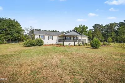 134 Old Oak Lane, Dunn, NC 28334 - Photo 1
