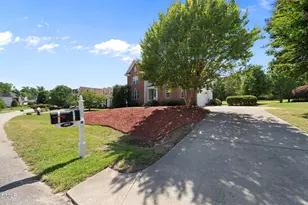 2912 Oak Bridge Dr, Raleigh, NC 27610 - Photo 57
