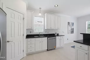 2912 Oak Bridge Dr, Raleigh, NC 27610 - Photo 15