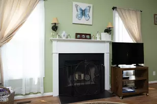104 Penland Ct, Cary, NC 27519 - Photo 5