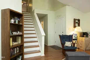 104 Penland Ct, Cary, NC 27519 - Photo 3