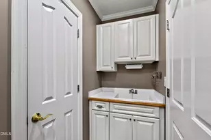 2714 St Marys St, Raleigh, NC 27609 - Photo 47