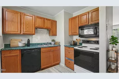 519 Overlook Street, Greensboro, NC 27403 - Photo 11