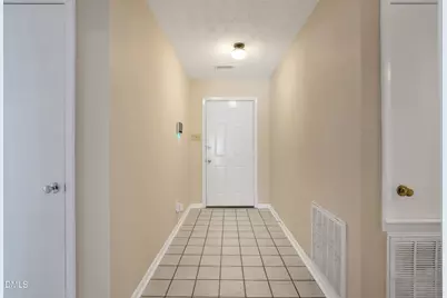 6920 Skyhawk Drive, Fayetteville, NC 28314 - Photo 15