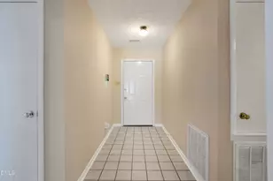 6920 Skyhawk Dr, Fayetteville, NC 28314 - Photo 15