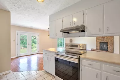 6920 Skyhawk Drive, Fayetteville, NC 28314 - Photo 7