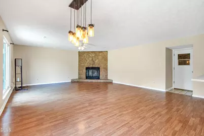 6920 Skyhawk Drive, Fayetteville, NC 28314 - Photo 9
