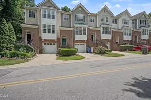 5453 Crescentview Pkwy, Raleigh, NC 27606 - Photo 3