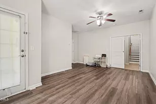 5453 Crescentview Pkwy, Raleigh, NC 27606 - Photo 21