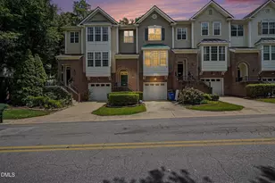 5453 Crescentview Pkwy, Raleigh, NC 27606 - Photo 1